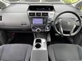 2013 Toyota PRIUS α