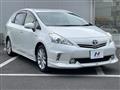 2013 Toyota PRIUS α