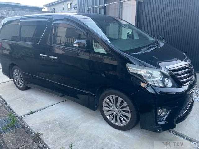 2013 Toyota Alphard G