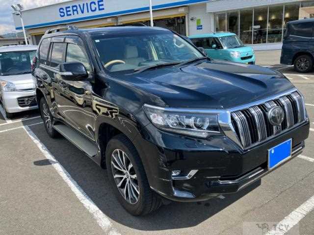 2018 Toyota Land Cruiser Prado