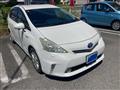 2011 Toyota PRIUS α