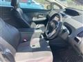 2011 Toyota PRIUS α