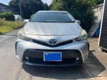 2016 Toyota PRIUS α