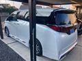 2025 Toyota Alphard Hybrid