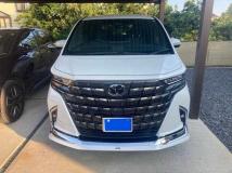 2025 Toyota Alphard Hybrid