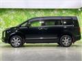 2021 Mitsubishi Delica D5
