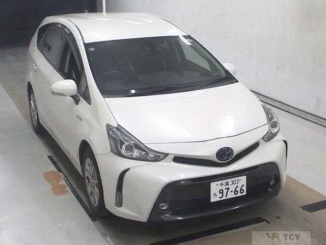 2019 Toyota PRIUS α