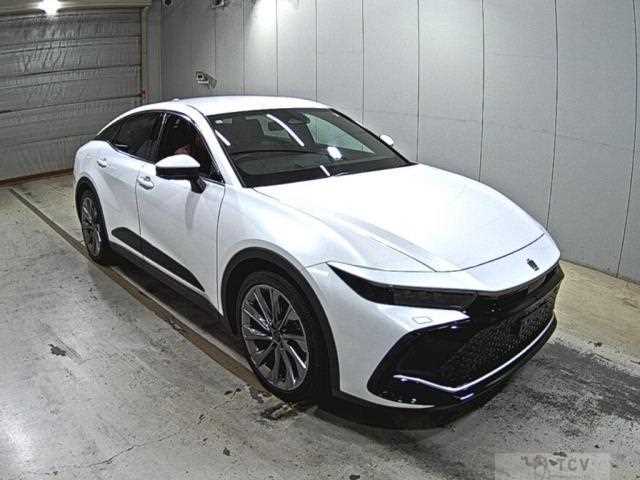 2023 Toyota Crown Hybrid