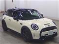 2022 BMW MINI