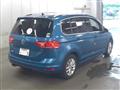2017 Volkswagen Golf Touran
