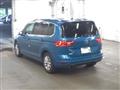 2017 Volkswagen Golf Touran
