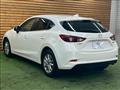 2017 Mazda Axela