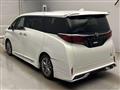2024 Toyota Alphard Hybrid