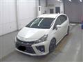 2016 Toyota PRIUS α