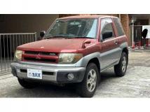 1998 Mitsubishi Pajero iO
