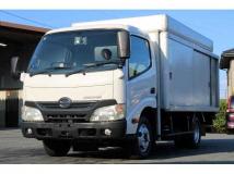 2013 Hino Dutro