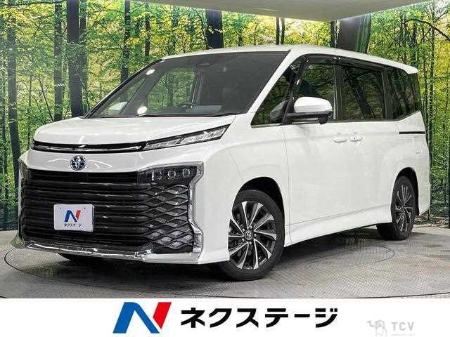 2022 Toyota Voxy