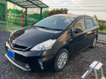2012 Toyota PRIUS α
