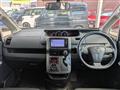 2013 Toyota Voxy