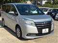 2016 Toyota Noah