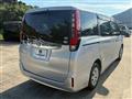 2016 Toyota Noah
