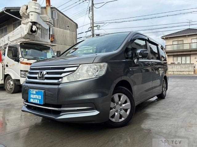 2013 Honda Step WGN