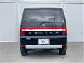 2007 Mitsubishi Delica D5