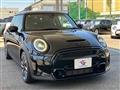 2021 BMW MINI