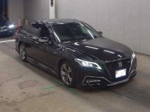 2018 Toyota Crown Hybrid