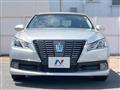 2014 Toyota Crown Hybrid