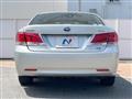 2014 Toyota Crown Hybrid