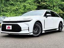 2025 Toyota Crown Hybrid