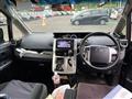 2013 Toyota Voxy