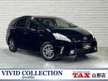 2013 Toyota PRIUS α