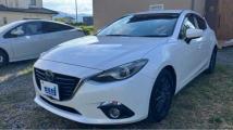2015 Mazda Axela