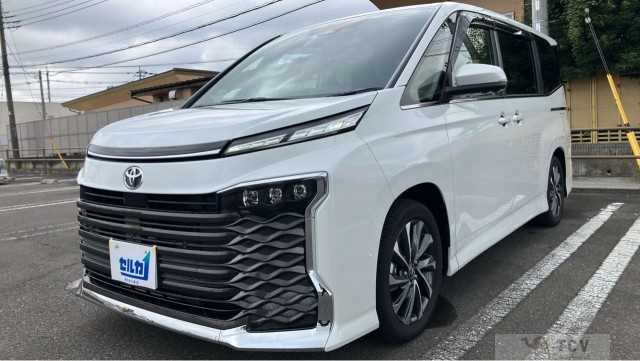 2026 Toyota Voxy