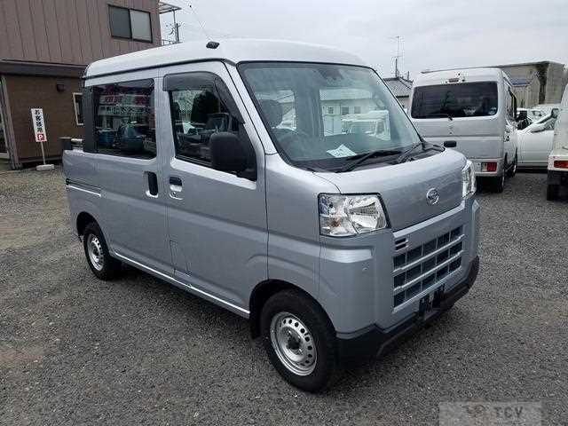 2022 Daihatsu Hijet Cargo
