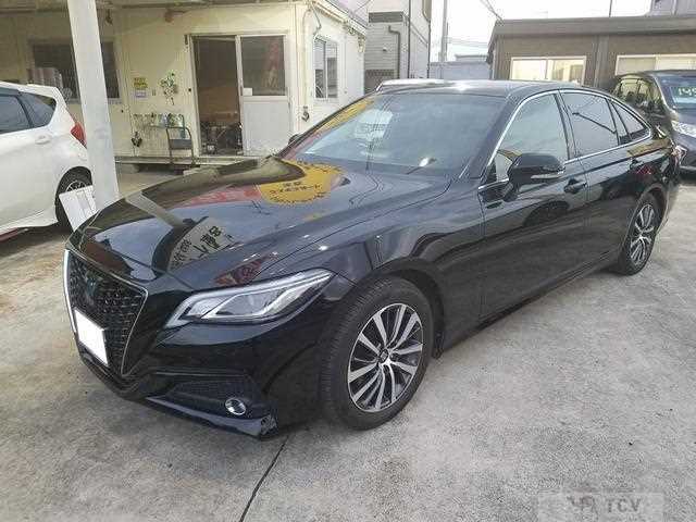 2020 Toyota Crown Hybrid
