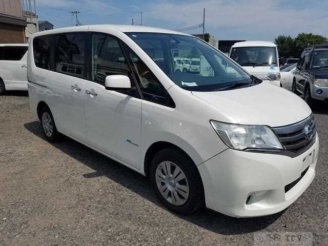 2013 Nissan Serena