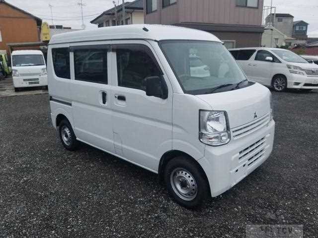 2018 Mitsubishi Minicab Van