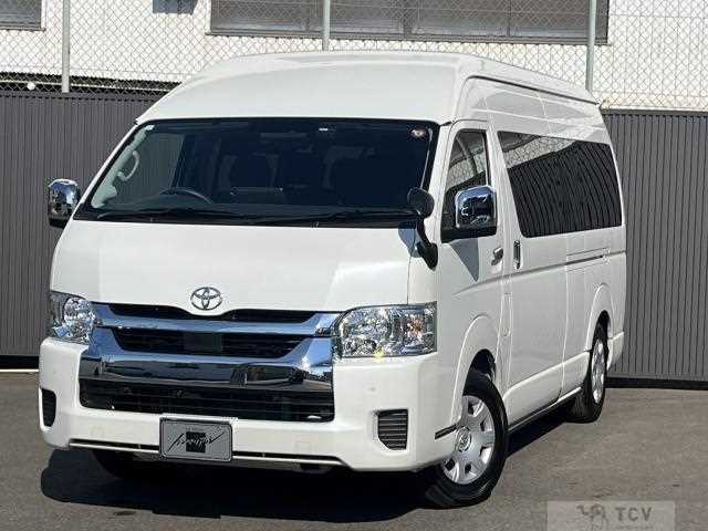 2023 Toyota Hiace Wagon