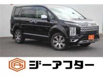 2019 Mitsubishi Delica D5