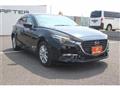 2017 Mazda Axela