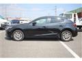 2017 Mazda Axela