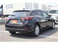 2017 Mazda Axela