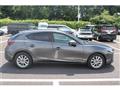 2017 Mazda Axela