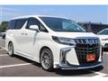2022 Toyota Alphard Hybrid
