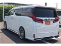 2022 Toyota Alphard Hybrid