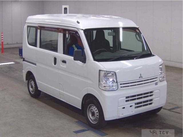 2016 Mitsubishi Minicab Van