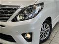 2013 Toyota Alphard Hybrid